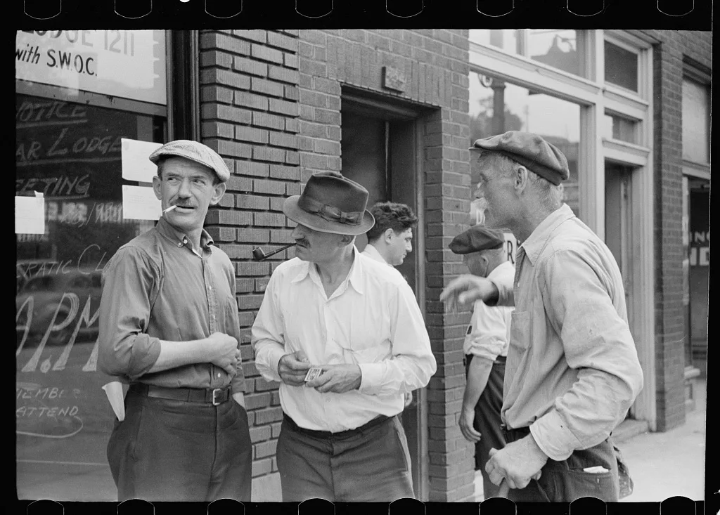 Steelworkers, Aliquippa, Pennsylvania, 1938