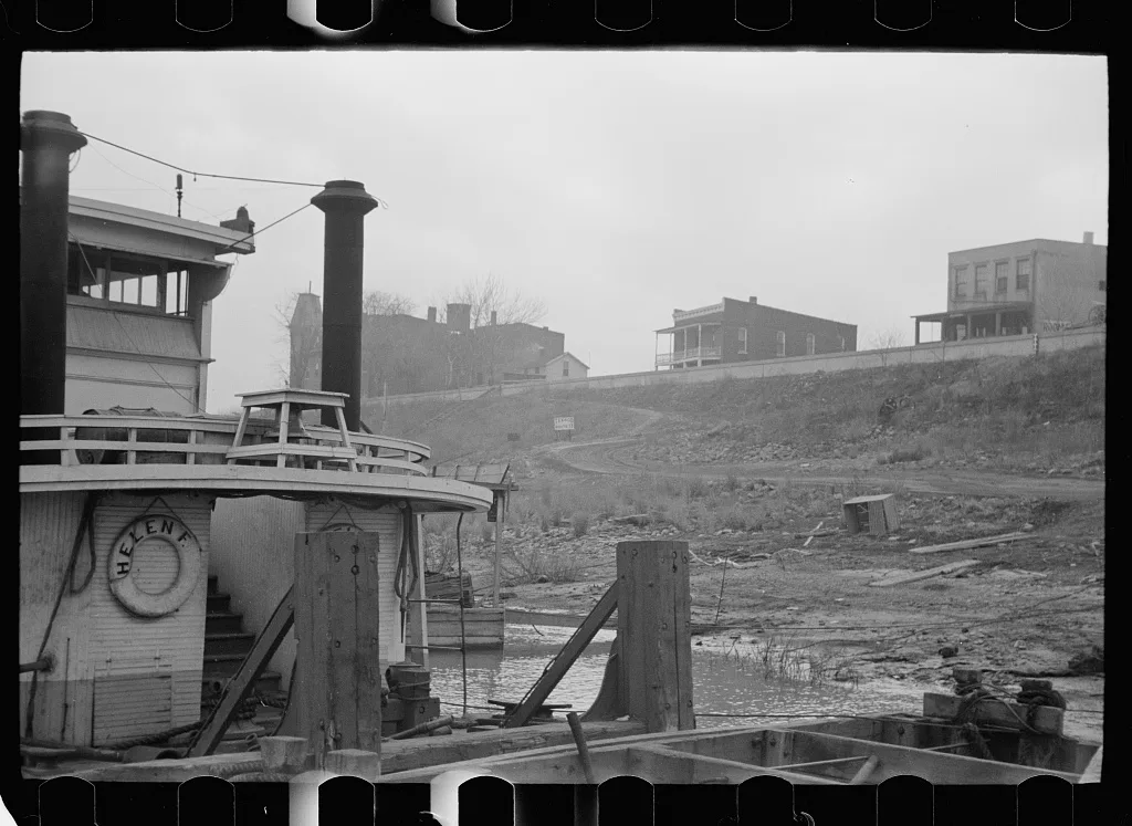 Levee at Shawneetown, Illinois, 1939