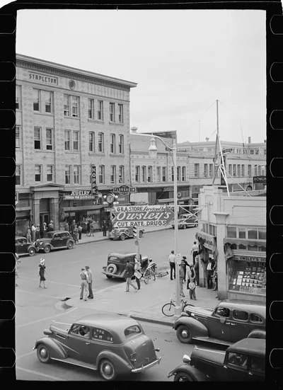 Street corner, Billings, Montana, 1939