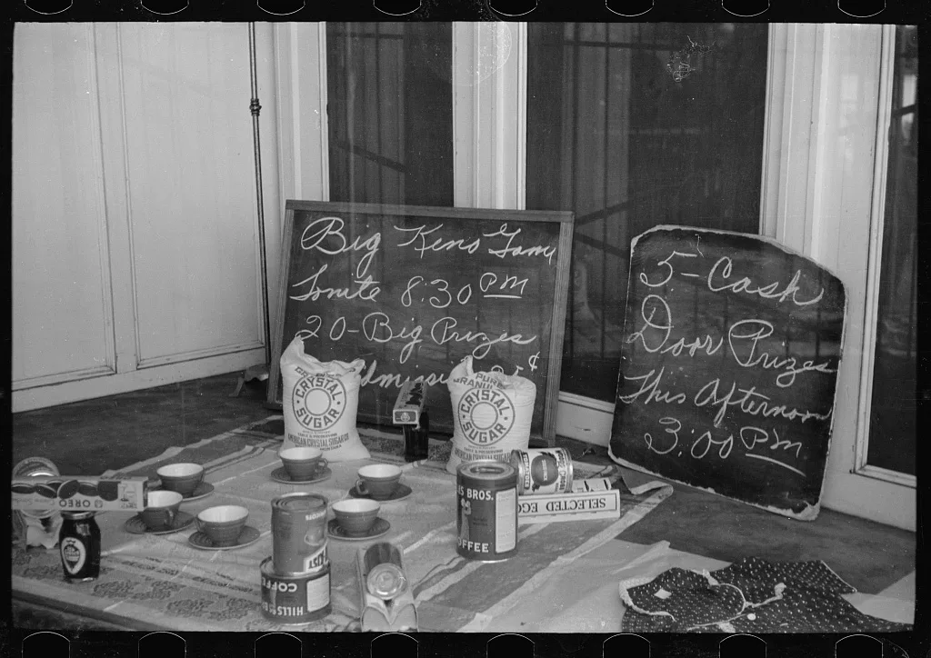 Gambling for housewives, Butte, Montana, 1939