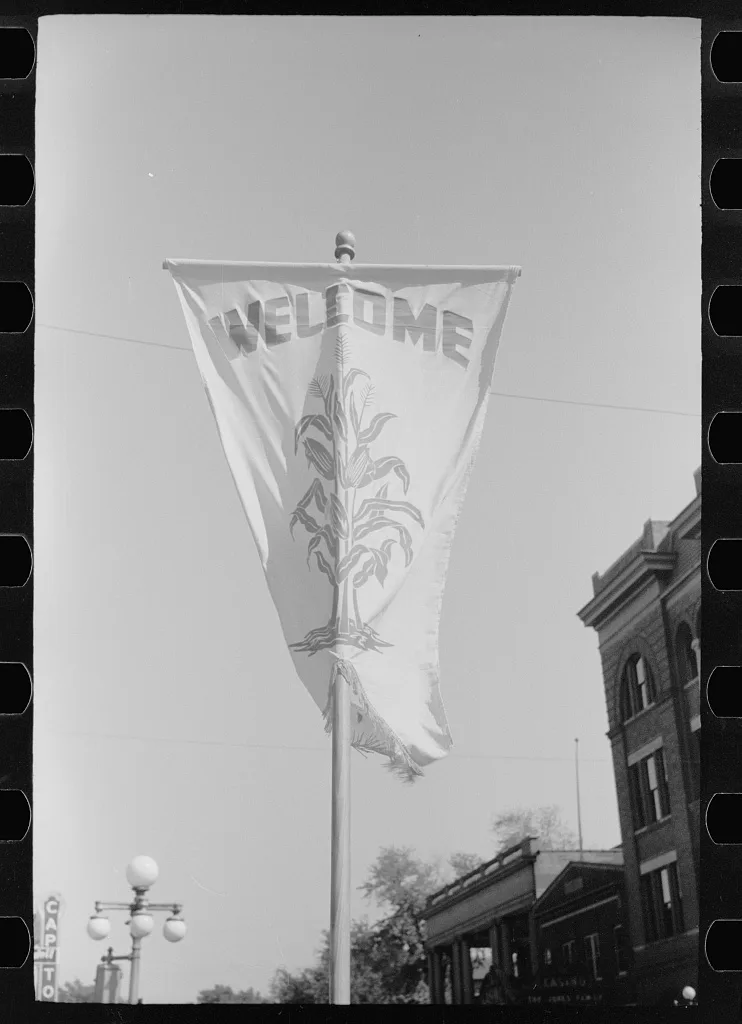 Banner, "Welcome Visitors," Marshalltown, Iowa, 1939