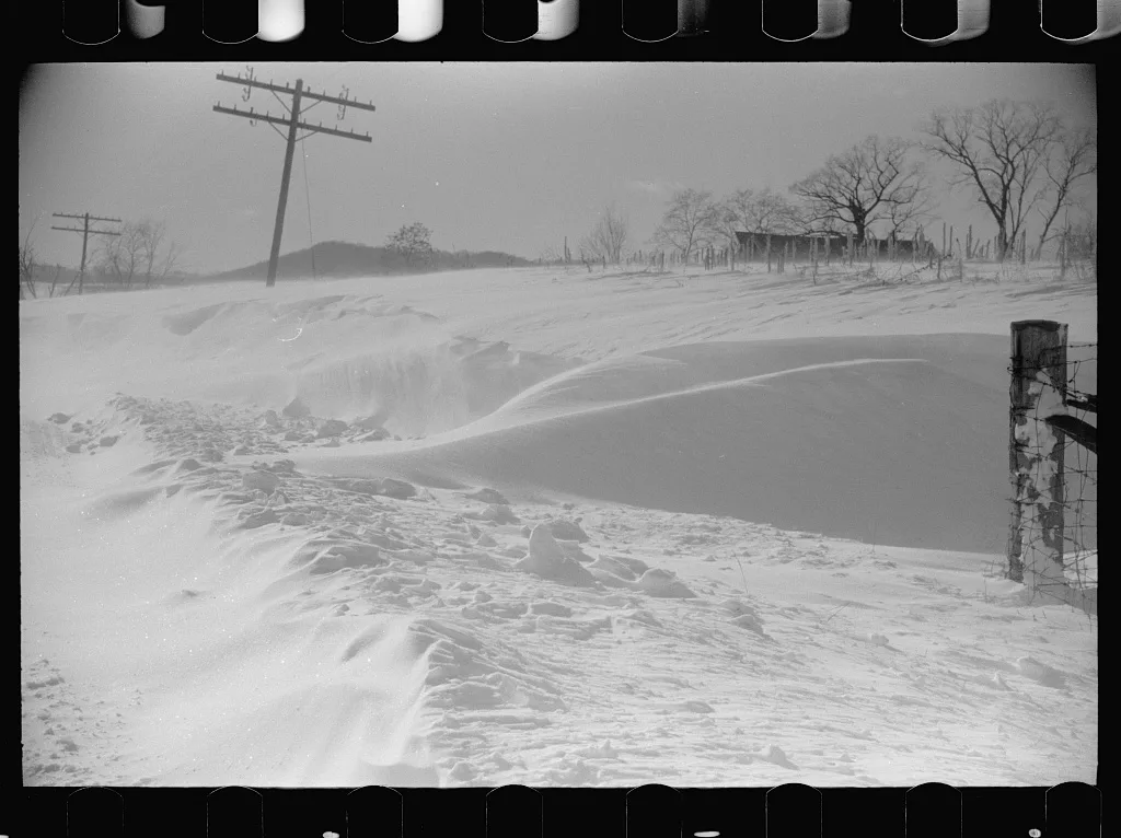 Snowdrifts, Ross County, Ohio, 1940