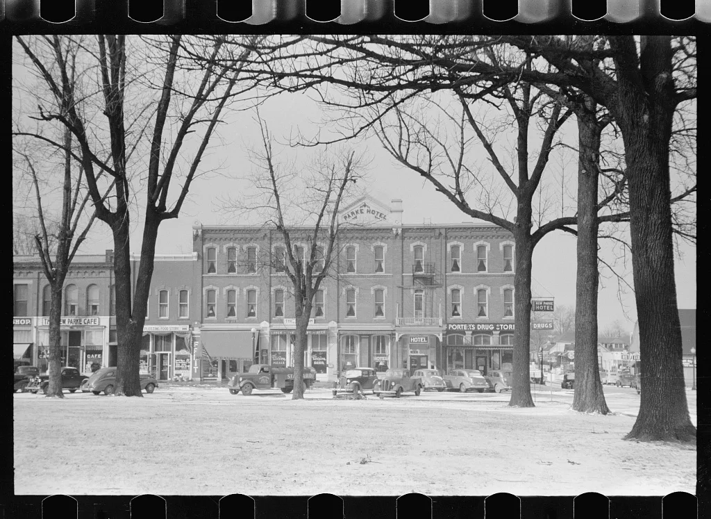 Hotel and stores, Rockville, Indiana, 1940