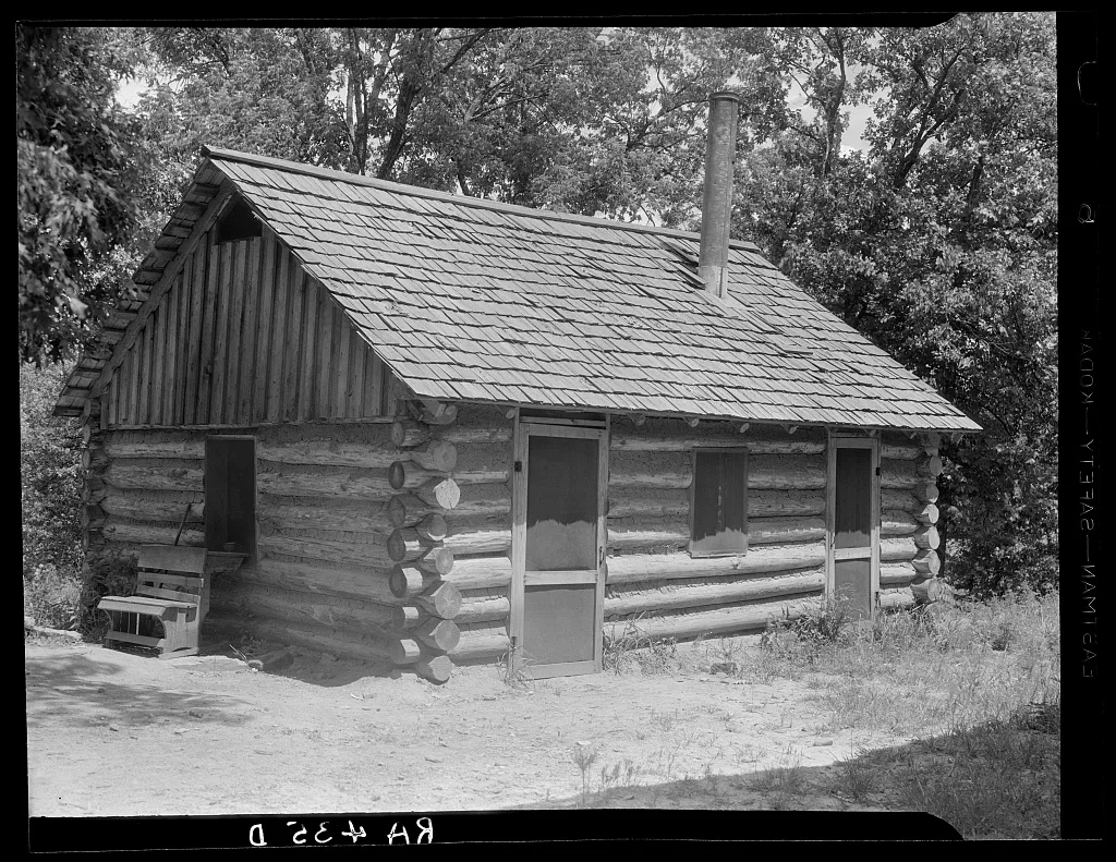 Community canning kitchen. Arkansas, 1935