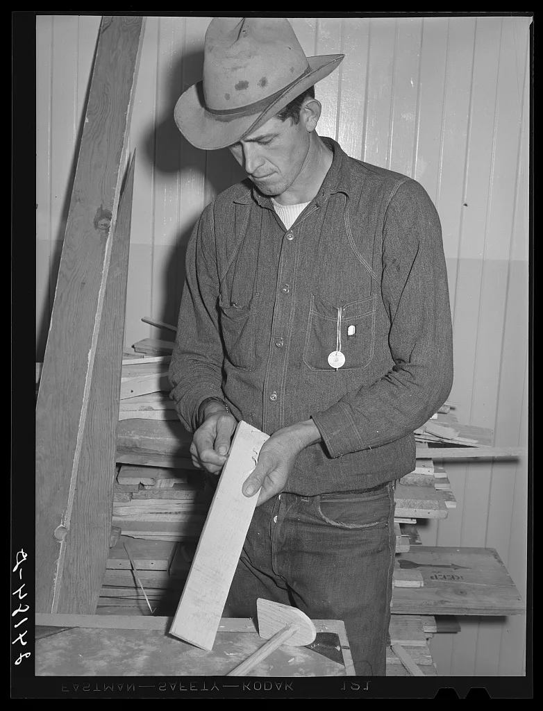 Migrants are taught handicraft work. Tulare migrant camp. Visalia,…, California, 1940