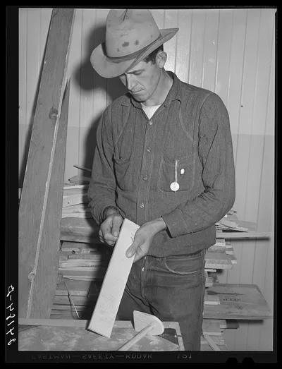 Migrants are taught handicraft work. Tulare migrant camp. Visalia,…, California, 1940