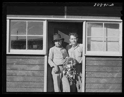 Migratory workers returned from turnip harvesting. FSA (Farm Security…, Texas, 1942