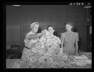 Harlingen, Texas. FSA (Farm Security Administration) camp. Sewing room, 1942