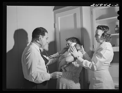 [Untitled photo, possibly related to: Harlingen, Texas. FSA (Farm…, 1942