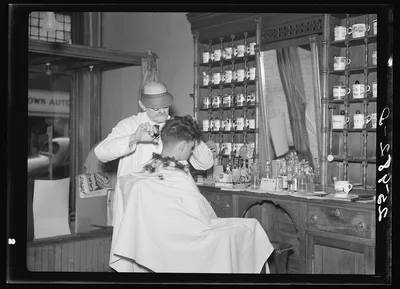 Barbershop. Hagerstown, Maryland, 1937