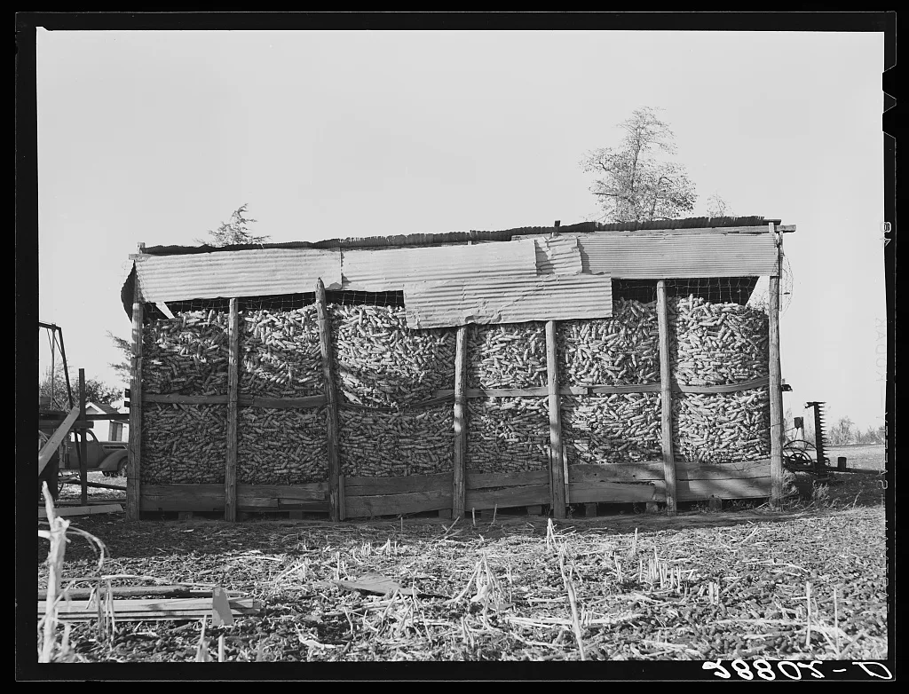 Corn crib. Grundy County, Iowa, 1939