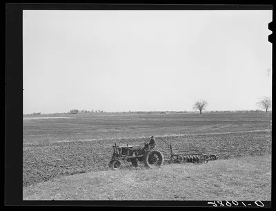 [Untitled photo, possibly related to: Large scale farming with…, Missouri, 1939