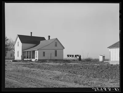 Home of member of Bois d'Arc cooperative who takes care of beef…, Missouri, 1939