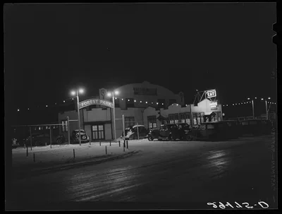 Dance hall, Saturday night. Marshalltown, Iowa, 1940