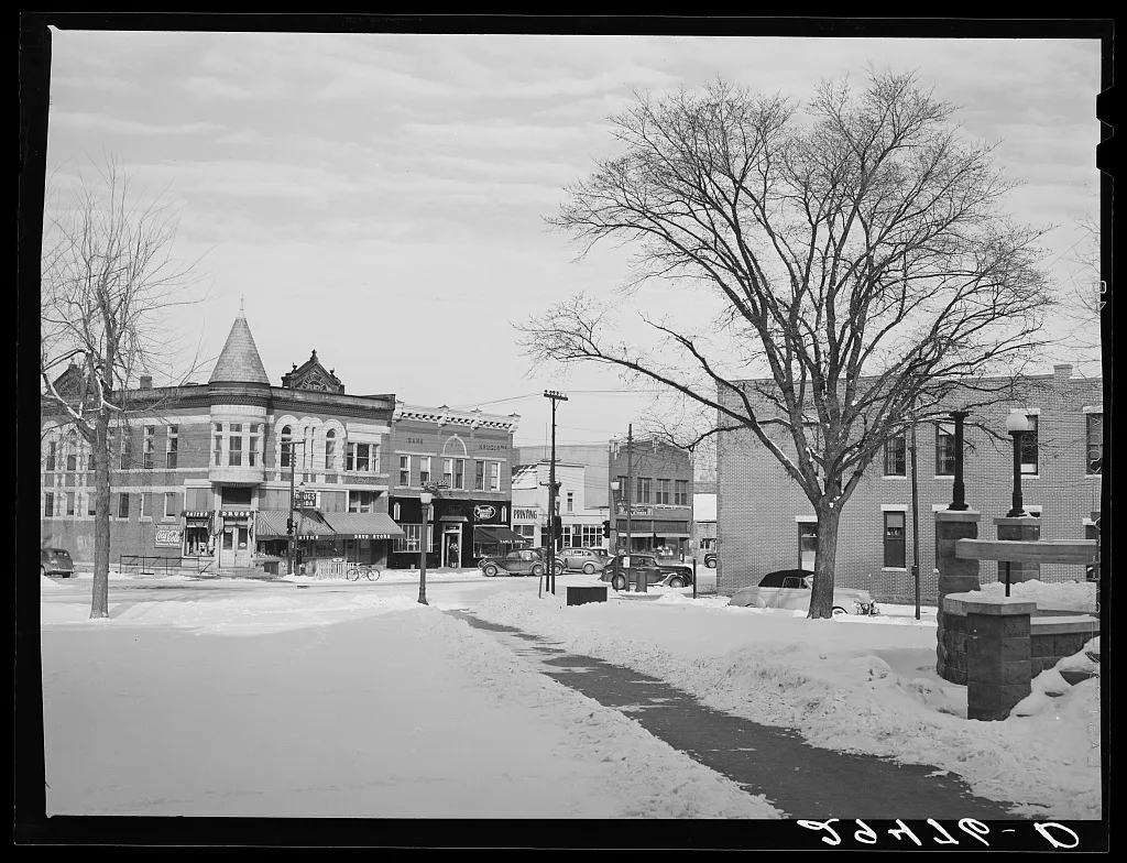 Main street. Grundy Center, Iowa, 1940