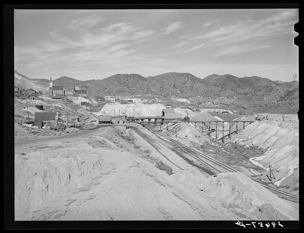 Houses and abandoned mines. Virginia City, Nevada, 1940